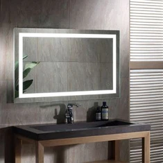 Cermin riasan LED